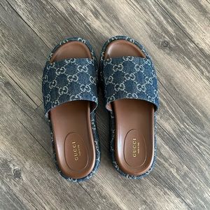 GUCCI ANGELINA PLATFORM SLIDE SANDALS SIZE 36.5 Denim Style Logo